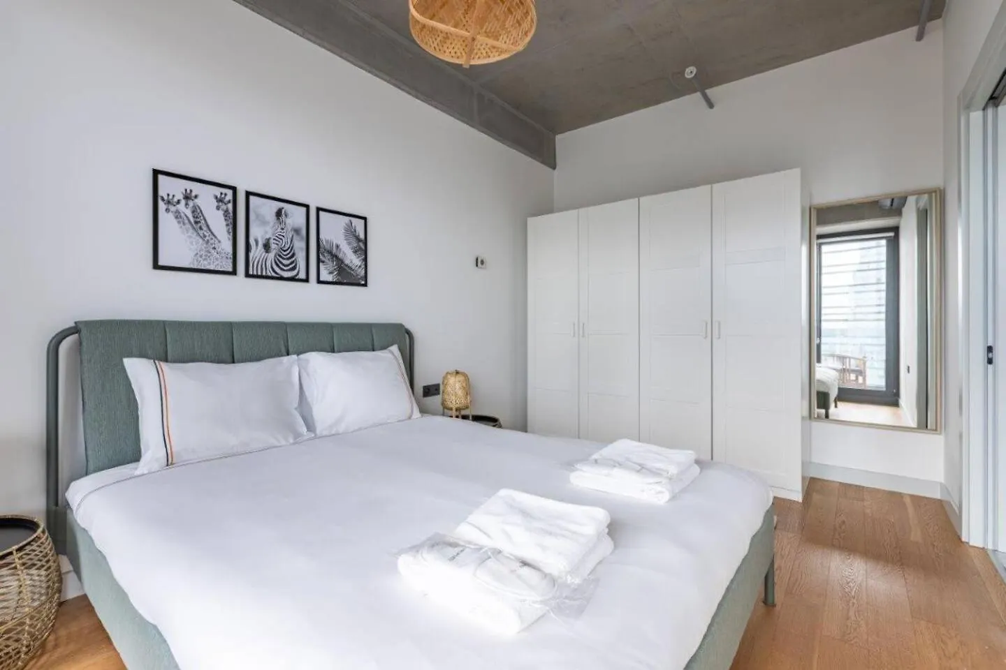 Elegant 1Bd Terrace Gem Poolparking! #344 Lägenhet Istanbul