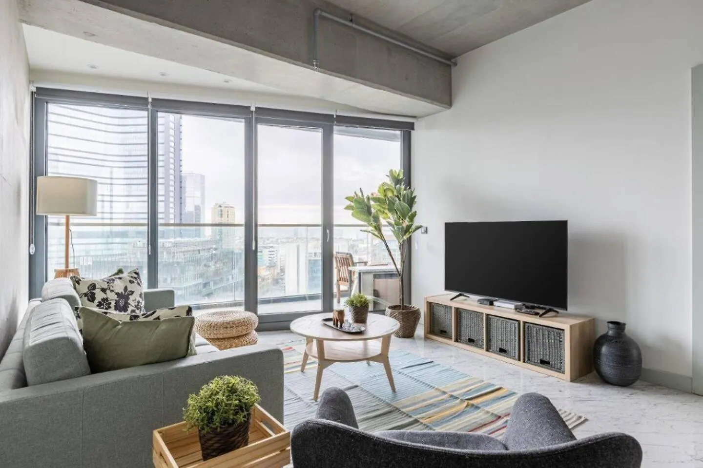 Elegant 1Bd Terrace Gem Poolparking! #344 Lägenhet Istanbul